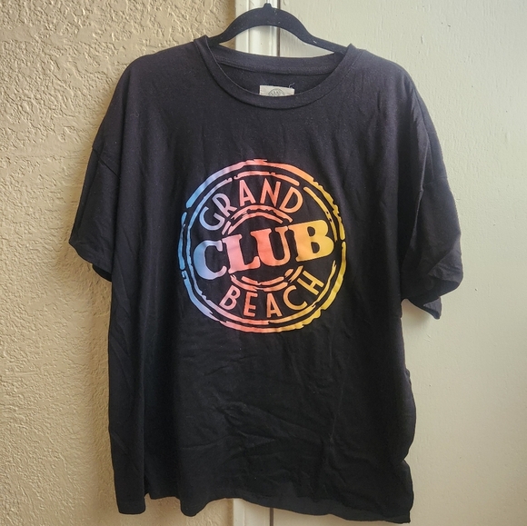 Grand Beach Club- Oversized Graphic Tee - Picture 1 of 4